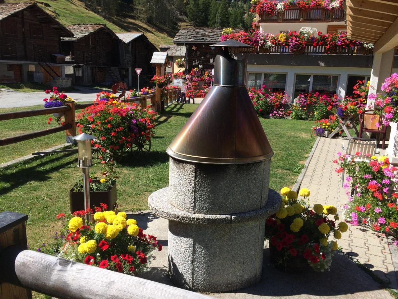 B&B Haus Granit Saas Grund Esterno foto